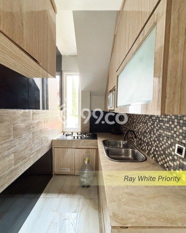 Jual Rumah Favorit Siap Huni LB 160m2 di Pesanggrahan, Jakarta Selatan Jual Rumah Favorit Siap Huni LB 160m2 di Pesanggrahan, Jakarta Selatan