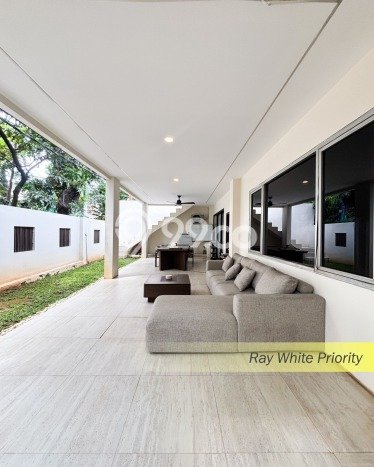 Best Deal Hunian Mewah Ideal dan Luas di Kebayoran Baru, Jakarta Selatan Best Deal Hunian Mewah Ideal dan Luas di Kebayoran Baru, Jakarta Selatan