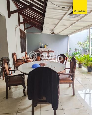 Jual Rumah Luas Elegan Dengan View Cantik di Bintaro, Jakarta Selatan Jual Rumah Luas Elegan Dengan View Cantik di Bintaro, Jakarta Selatan