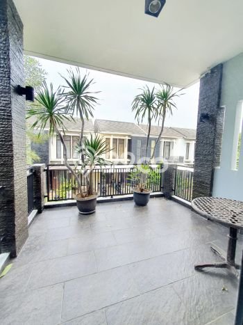 Ready to Use! Premium House LT 119m2 Desain Elegan di Bintaro Ready to Use! Premium House LT 119m2 Desain Elegan di Bintaro