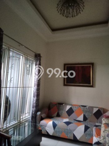 Dijual Rumah 4 Kamar Lokasi Strategis Nyaman dan Strategis di BSD Dijual Rumah 4 Kamar Lokasi Strategis Nyaman dan Strategis di BSD