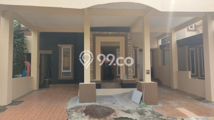 For Sale Hunian Rumah Terawat 3 KT di Bintaro, Tangerang Selatan For Sale Hunian Rumah Terawat 3 KT di Bintaro, Tangerang Selatan