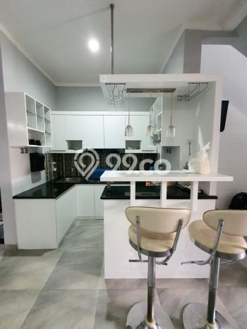 Ready to Use! Premium House LT 119m2 Desain Elegan di Bintaro Ready to Use! Premium House LT 119m2 Desain Elegan di Bintaro