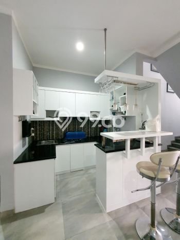 Ready to Use! Premium House LT 119m2 Desain Elegan di Bintaro Ready to Use! Premium House LT 119m2 Desain Elegan di Bintaro