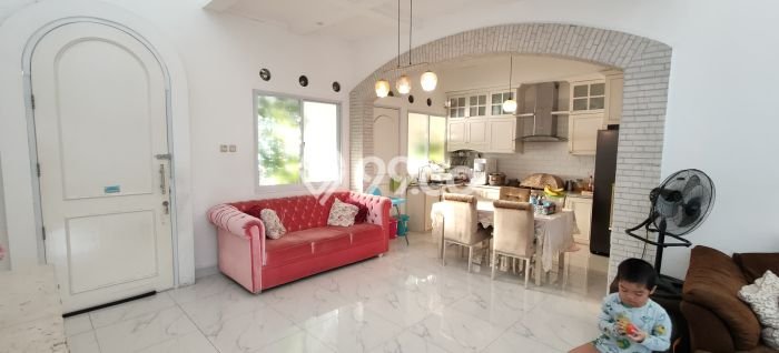 Rumah Elit Modern Siap Huni di Sektor 9-Bintaro Tangerang Selatan Rumah Elit Modern Siap Huni di Sektor 9-Bintaro Tangerang Selatan