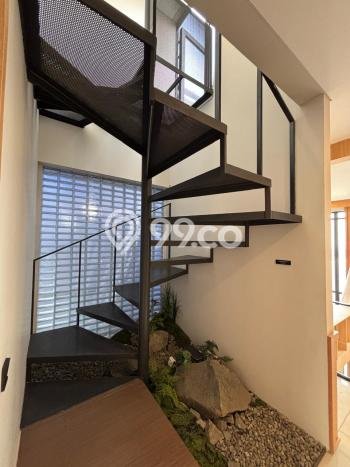 Rumah Luxury Modern Tanpa Renovasi di Kota Baru Parahyangan Bandung Rumah Luxury Modern Tanpa Renovasi di Kota Baru Parahyangan Bandung