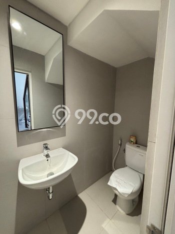 Rumah Mewah LB 140m2 Siap Pakai Desain Elegan di Setra Duta, Bandung Rumah Mewah LB 140m2 Siap Pakai Desain Elegan di Setra Duta, Bandung