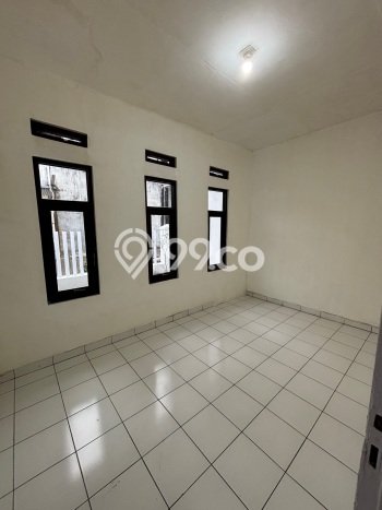 Rumah Minimalis 4 KT di Taman Kopo Indah Bandung Unfurnished Rumah Minimalis 4 KT di Taman Kopo Indah Bandung Unfurnished