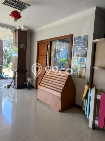 Rumah Elit LB 900m2 Siap Pakai Desain Elegan di Setra Duta, Bandung Rumah Elit LB 900m2 Siap Pakai Desain Elegan di Setra Duta, Bandung