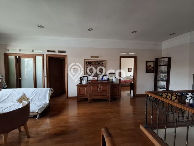 Dijual Rumah Mewah Elegan Dengan View Cantik di Setra Sari, Bandung Dijual Rumah Mewah Elegan Dengan View Cantik di Setra Sari, Bandung