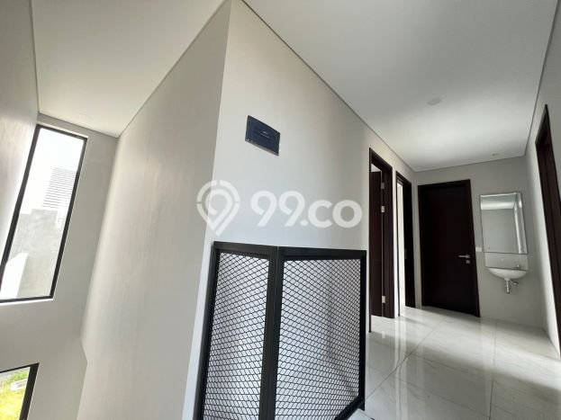 Ready to Use! Luxury House LT 220m2 Desain Modern di Kota Baru Parahyangan Ready to Use! Luxury House LT 220m2 Desain Modern di Kota Baru Parahyangan