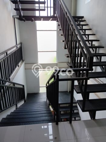 Untuk Dijual! Gudang di Cimahi Bandung LT 700m2 / LB 1200m2 Kawasan Strategis Untuk Dijual! Gudang di Cimahi Bandung LT 700m2 / LB 1200m2 Kawasan Strategis