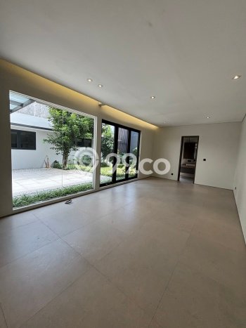Disewakan! Rumah 4 Kamar Tidur &
4 Kamar Mandi di Kota Baru Parahyangan, Bandung Disewakan! Rumah 4 Kamar Tidur &
4 Kamar Mandi di Kota Baru Parahyangan, Bandung