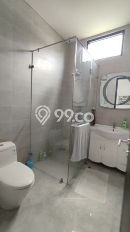 Kesempatan Memiliki Rumah 5 Kamar Tidur dan 5 Kamar Mandi di , Dekat Pusat Kota, Bandung Kesempatan Memiliki Rumah 5 Kamar Tidur dan 5 Kamar Mandi di , Dekat Pusat Kota, Bandung