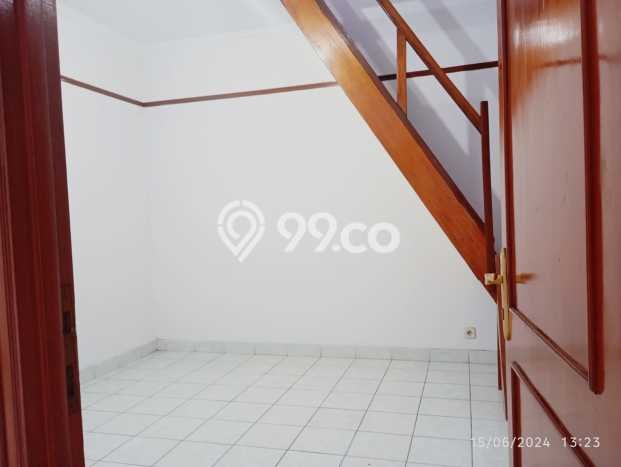 Disewakan! Rumah 2 Kamar Tidur &
1 Kamar Mandi di Cimahi, Bandung Disewakan! Rumah 2 Kamar Tidur &
1 Kamar Mandi di Cimahi, Bandung