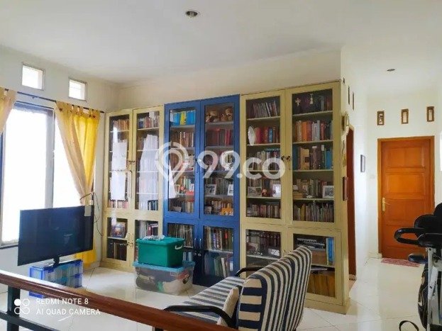 Rumah Elit LB 200m2 Siap Pakai Desain Elegan di Pondok Hijau, Bandung Rumah Elit LB 200m2 Siap Pakai Desain Elegan di Pondok Hijau, Bandung