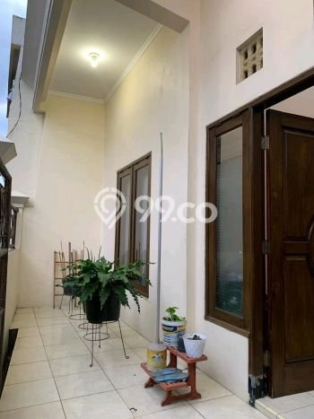 Jual Rumah Strategis Bagus Punya 4 KT di Sawahan Surabaya SHM Jual Rumah Strategis Bagus Punya 4 KT di Sawahan Surabaya SHM