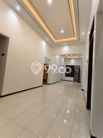 Rumah di Rungkut, 2 KM, Dekat Universitas, LT 160m2m² LB 150m2m² Rumah di Rungkut, 2 KM, Dekat Universitas, LT 160m2m² LB 150m2m²
