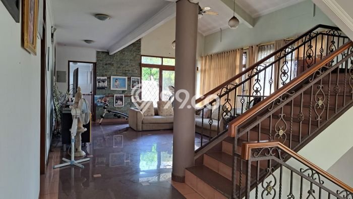 Jual Cepat Rumah 4 KT 3 KM di Area Premium, Bandung Jual Cepat Rumah 4 KT 3 KM di Area Premium, Bandung