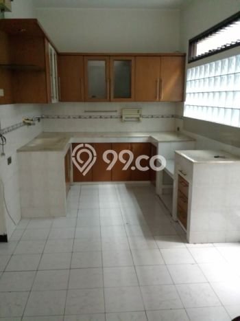 Rumah sewa siap pakai 3 Kamar Tidur di Setiabudi, Bandung Rumah sewa siap pakai 3 Kamar Tidur di Setiabudi, Bandung