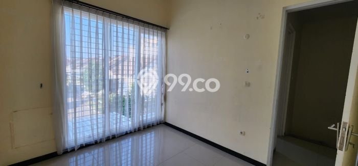 For Sale Hunian Rumah Terawat 3 KT di Taman Kopo Indah, Bandung For Sale Hunian Rumah Terawat 3 KT di Taman Kopo Indah, Bandung
