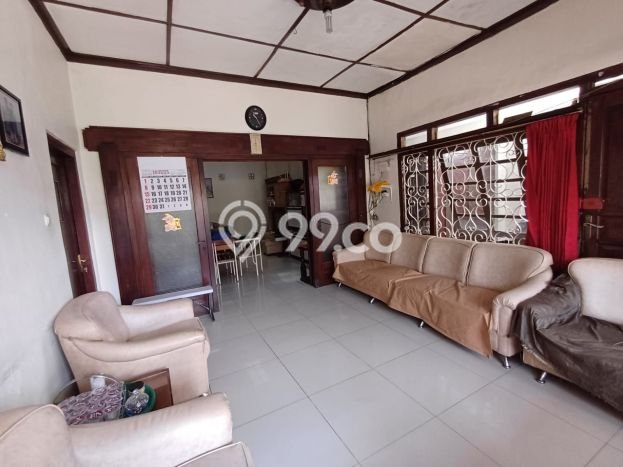 Ready to Use! Luxury House LT 420m2 Desain Elegan di Pajajaran Ready to Use! Luxury House LT 420m2 Desain Elegan di Pajajaran