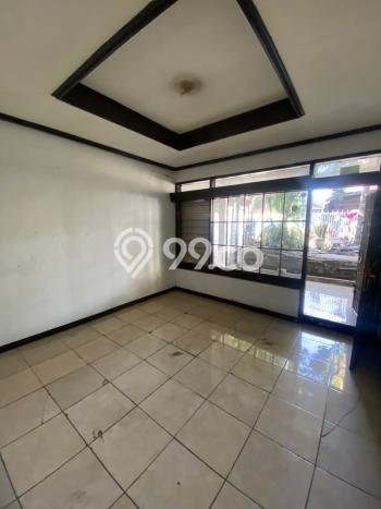Disewakan! Rumah 3 Kamar Tidur &
2 Kamar Mandi di Turangga, Bandung Disewakan! Rumah 3 Kamar Tidur &
2 Kamar Mandi di Turangga, Bandung