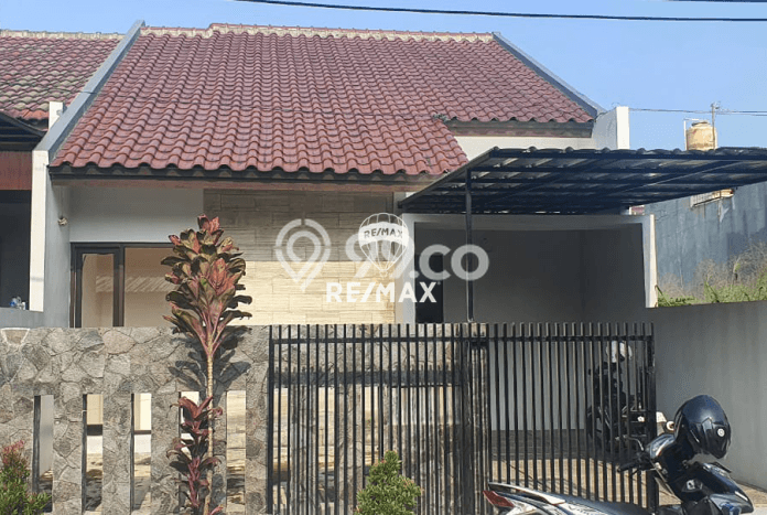 Dijual Cepat Rumah LT 112m2m² / LB 100m2m² di Kawasan Komersial Margaasih, Bandung Dijual Cepat Rumah LT 112m2m² / LB 100m2m² di Kawasan Komersial Margaasih, Bandung