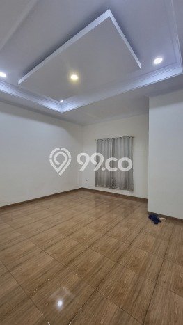 Disewakan! Rumah 4 Kamar Tidur &
6 Kamar Mandi di Sunter, Jakarta Utara Disewakan! Rumah 4 Kamar Tidur &
6 Kamar Mandi di Sunter, Jakarta Utara