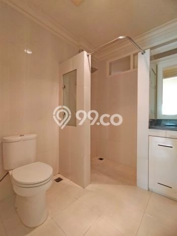 Hunian Bagus Disewakan di Kemang, Jakarta Selatan LT 600m2, LB 800m2 Hunian Bagus Disewakan di Kemang, Jakarta Selatan LT 600m2, LB 800m2