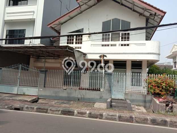 For Sale! Luxury House LT 260m2 Desain Modern di Tanjung Duren Selatan For Sale! Luxury House LT 260m2 Desain Modern di Tanjung Duren Selatan