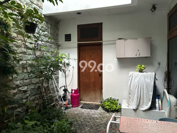For Sale! Premium House LT 325m2 Desain Modern di Tomang For Sale! Premium House LT 325m2 Desain Modern di Tomang