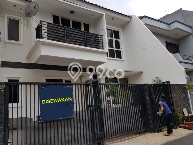 Rumah area , Akses ke Stasiun, 4 KM, Luas 135m2m² Bangunan 198m2m² Rumah area , Akses ke Stasiun, 4 KM, Luas 135m2m² Bangunan 198m2m²