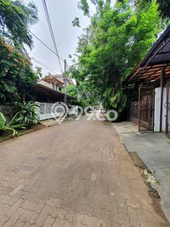 Rumah Luxury Modern Tanpa Renovasi di Lebak Bulus Jakarta Selatan Rumah Luxury Modern Tanpa Renovasi di Lebak Bulus Jakarta Selatan