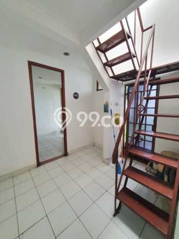 Rumah Luxury Modern Tanpa Renovasi di Lebak Bulus Jakarta Selatan Rumah Luxury Modern Tanpa Renovasi di Lebak Bulus Jakarta Selatan