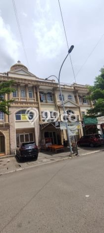 Ruko Bagus Dijual di Galaxy Bekasi Strategis Cocok untuk Kembangkan Bisnis Ruko Bagus Dijual di Galaxy Bekasi Strategis Cocok untuk Kembangkan Bisnis