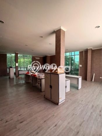 Kantor Dijual di Prime Area Jakarta Selatan Luas 1500m2 Kantor Dijual di Prime Area Jakarta Selatan Luas 1500m2
