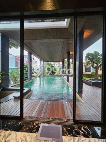 Rumah Elit LB 1200m2 Siap Pakai Desain Elegan di Pantai Mutiara, Jakarta Utara Rumah Elit LB 1200m2 Siap Pakai Desain Elegan di Pantai Mutiara, Jakarta Utara
