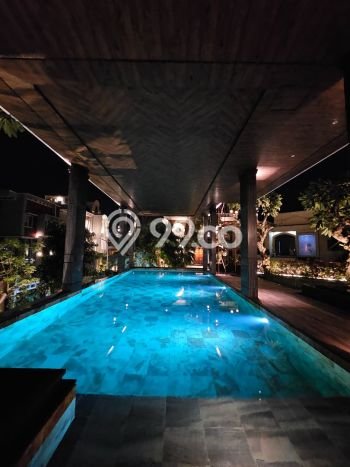 Rumah Elit LB 1200m2 Siap Pakai Desain Elegan di Pantai Mutiara, Jakarta Utara Rumah Elit LB 1200m2 Siap Pakai Desain Elegan di Pantai Mutiara, Jakarta Utara