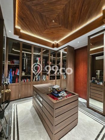 Rumah Elit LB 1200m2 Siap Pakai Desain Elegan di Pantai Mutiara, Jakarta Utara Rumah Elit LB 1200m2 Siap Pakai Desain Elegan di Pantai Mutiara, Jakarta Utara