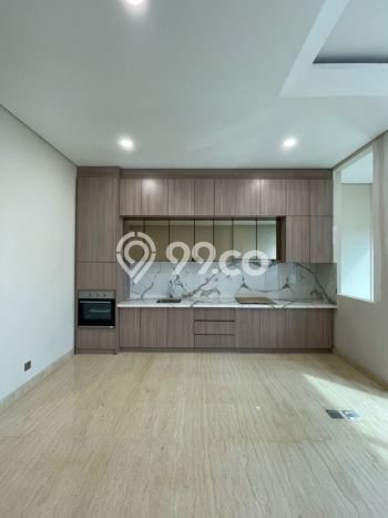 Hunian Mewah LB 300m2 Siap Pakai Desain Elegan di Pondok Indah, Jakarta Selatan Hunian Mewah LB 300m2 Siap Pakai Desain Elegan di Pondok Indah, Jakarta Selatan