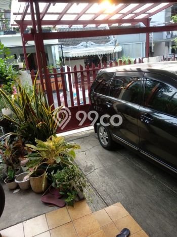HARGA SPECIAL! Rumah Asri area Pondok Indah, Jakarta Selatan, LT 120m² LB 90m² Bisa Nego! HARGA SPECIAL! Rumah Asri area Pondok Indah, Jakarta Selatan, LT 120m² LB 90m² Bisa Nego!