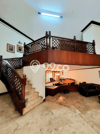 Siap Huni Hunian Elit 4 Kamar di Kebayoran Baru Dekat ke Mana Saja Siap Huni Hunian Elit 4 Kamar di Kebayoran Baru Dekat ke Mana Saja