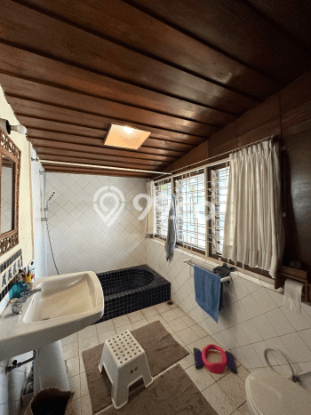 Rumah Luxury Modern Tanpa Renovasi di Fatmawati Jakarta Selatan Rumah Luxury Modern Tanpa Renovasi di Fatmawati Jakarta Selatan