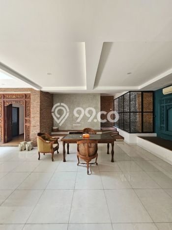 Rumah Elit Modern Tanpa Renovasi di Lebak Bulus Jakarta Selatan Rumah Elit Modern Tanpa Renovasi di Lebak Bulus Jakarta Selatan