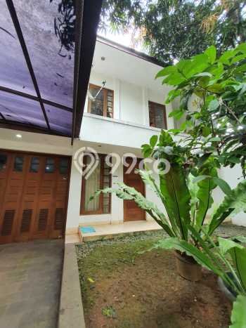 Rumah Luxury Modern Tanpa Renovasi di Lebak Bulus Jakarta Selatan Rumah Luxury Modern Tanpa Renovasi di Lebak Bulus Jakarta Selatan