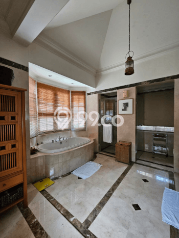 Rumah Mewah Dijual LT 1174m2 di Kelapa Gading, Jakarta Utara Rumah Mewah Dijual LT 1174m2 di Kelapa Gading, Jakarta Utara