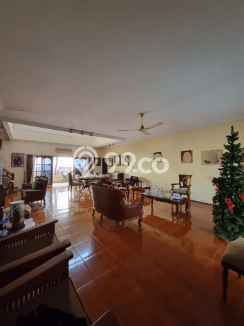 For Sale! Luxury House LT 220m2 Desain Modern di Cipete For Sale! Luxury House LT 220m2 Desain Modern di Cipete