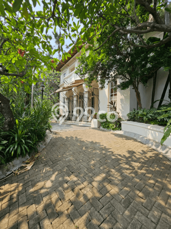 Rumah Mewah Dijual LT 1174m2 di Kelapa Gading, Jakarta Utara Rumah Mewah Dijual LT 1174m2 di Kelapa Gading, Jakarta Utara