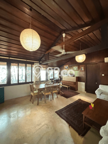 Rumah Luxury Modern Tanpa Renovasi di Fatmawati Jakarta Selatan Rumah Luxury Modern Tanpa Renovasi di Fatmawati Jakarta Selatan